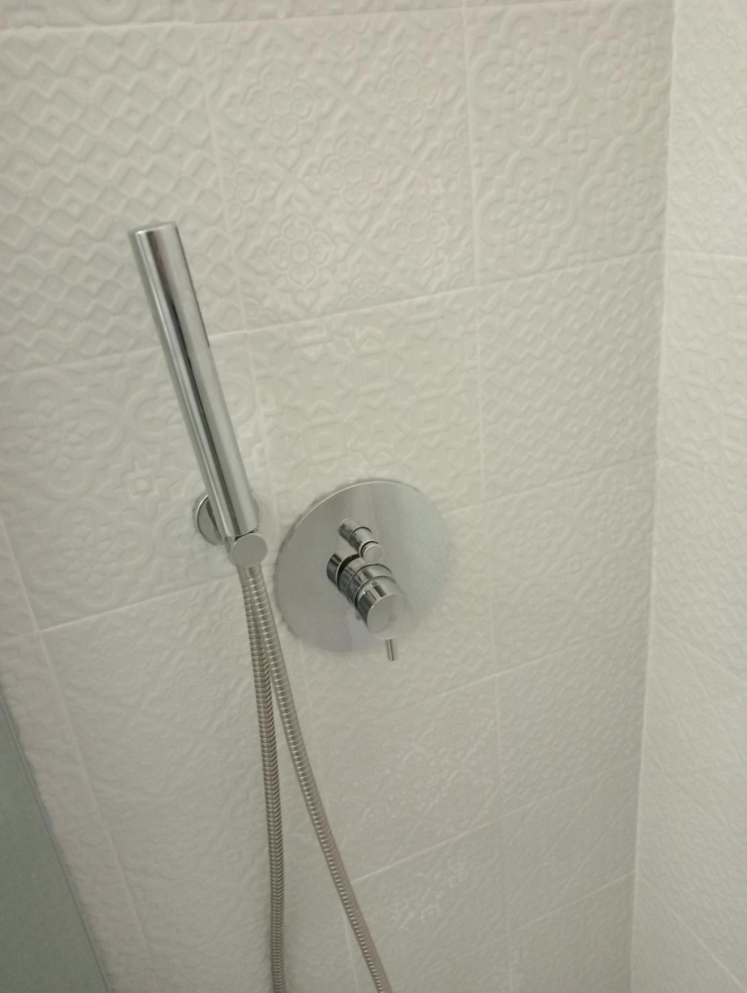 Buonanotte Rooms Лука Екстериор снимка